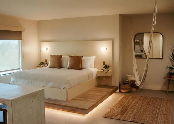Hotel Brut Tulsa